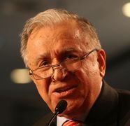 Ce reguli stricte se respectă la funeraliile lui Ion Iliescu. Detaliul care lipseste de pe crucea fostului președinte